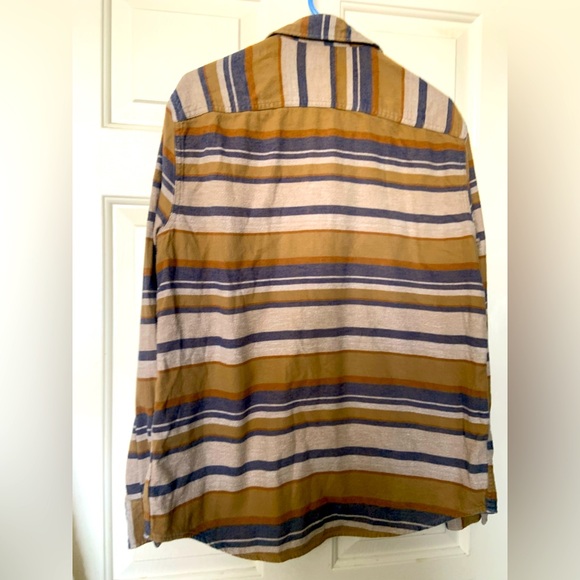 American Eagle Outfitters men’s button up flannel shirt size L Tan/blue/Beige - Picture 3 of 8